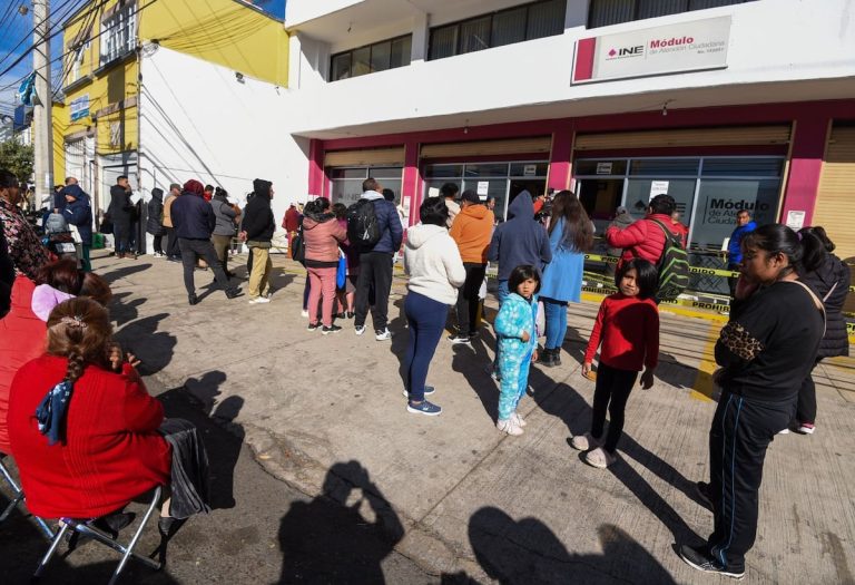 Reforma electoral en suspenso: INE solicita posponer debate clave